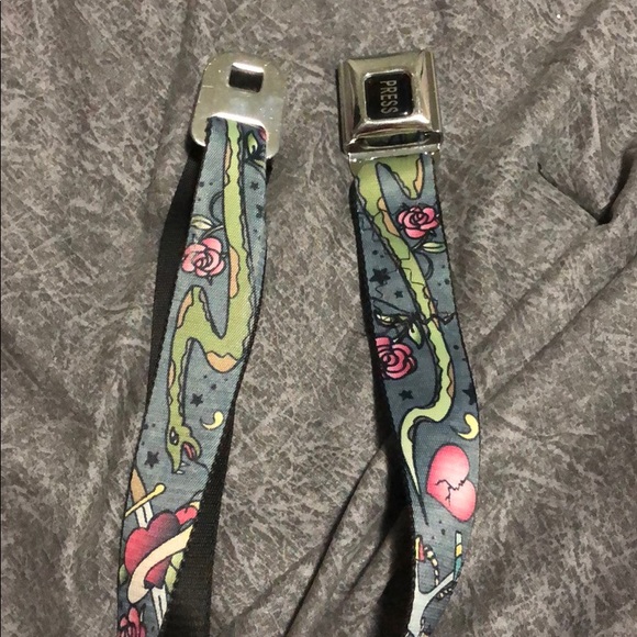 ⚫️SeatBelt Belt⚫️ - Picture 2 of 4
